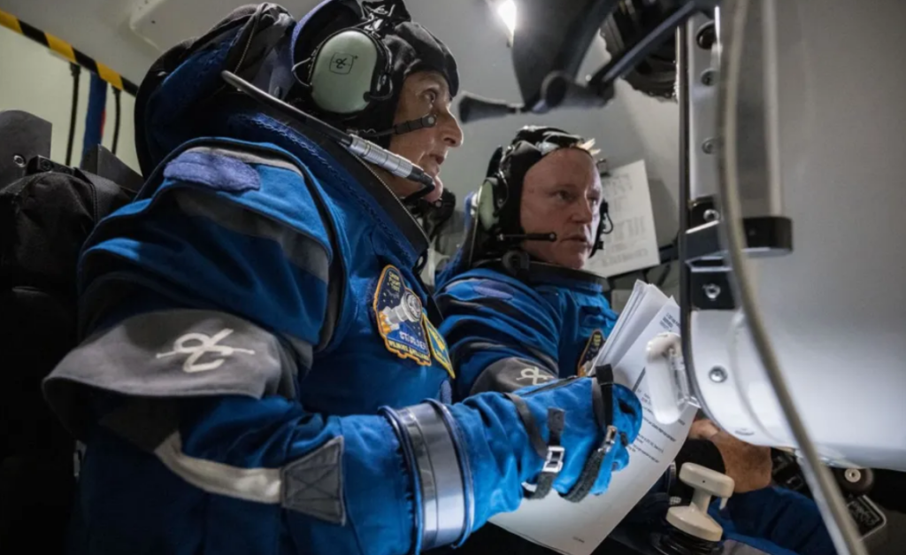 Astronauts Sunita Williams and Butch Wilmore in spacecraft Boeing Starliner
