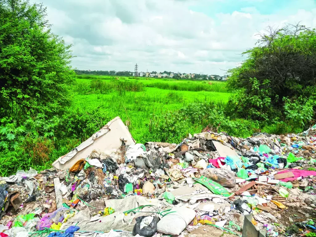 Fencing at Yele Mallappa Shetty Lake aims to curb encroachment and littering